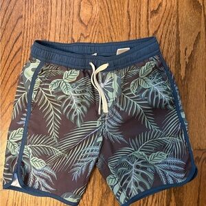 Fair Harbor Boys size small swim trunks